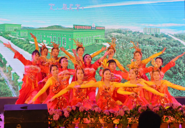 超燃年会来袭，为您喝彩！